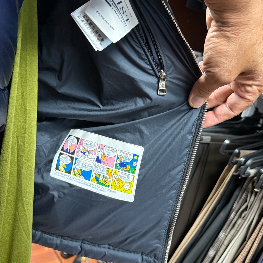 Moncler Black and Navy Jacket - Picture 7 of 16